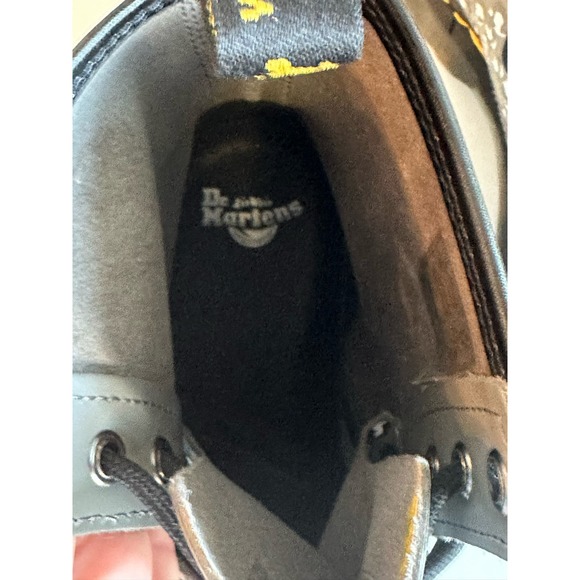 Dr. Martens NWOT 1460 Women's Gray Leopard Print Lace Up Boots Sz. US 8 - Picture 6 of 6